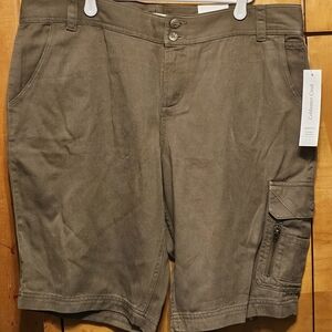 Men's Tan Cargo Shorts